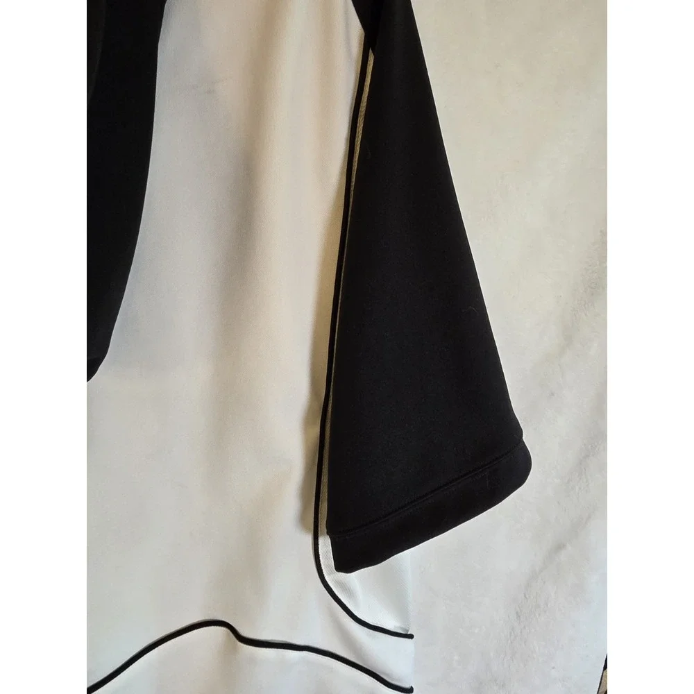 Nike Michael Jordan Retro White And Black Pullover 1/4 Zip‎ Size M/L